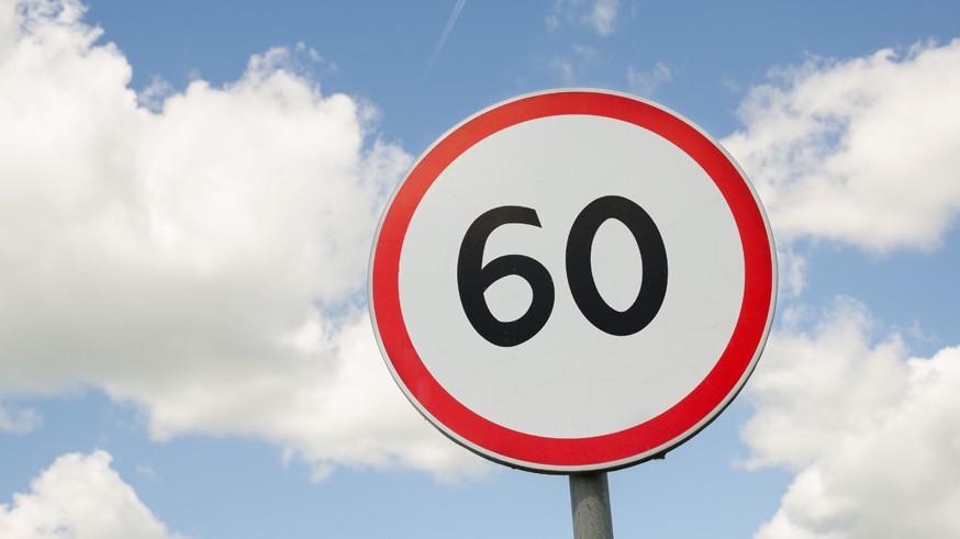 Ограничения скорости: регионы РФ получат рекомендации по установке дорожных знаков