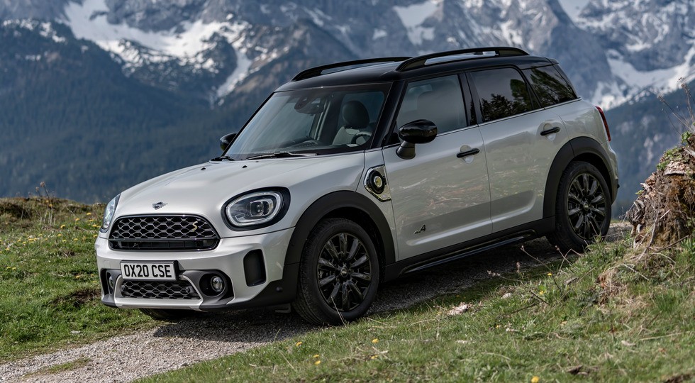 Кроссовер Mini Countryman обновлён: топовый мотор «придушили», зато больше версий имеют 8АКП
