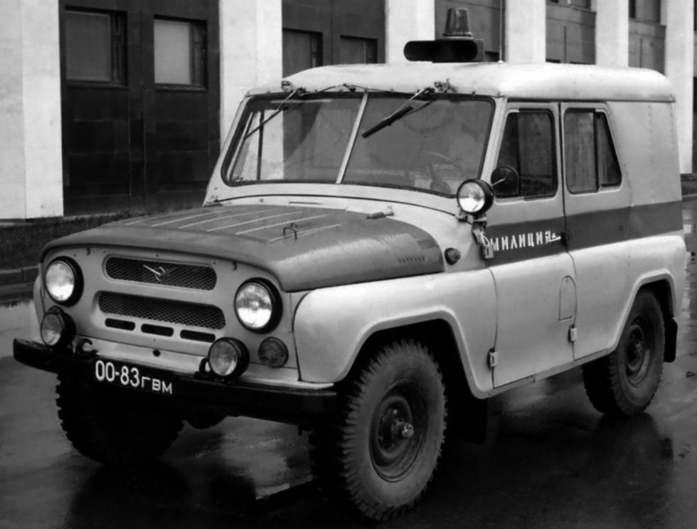 uaz 31512 um