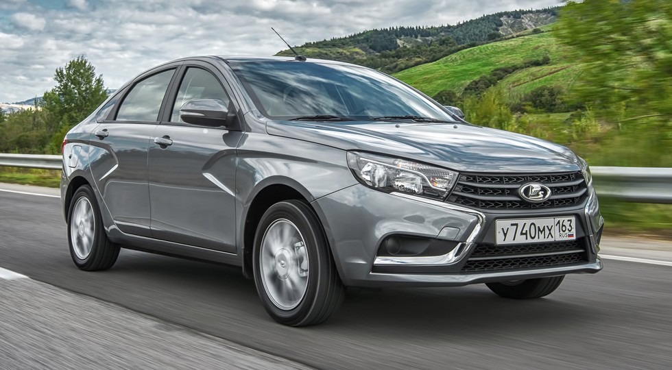 На фото: Lada Vesta