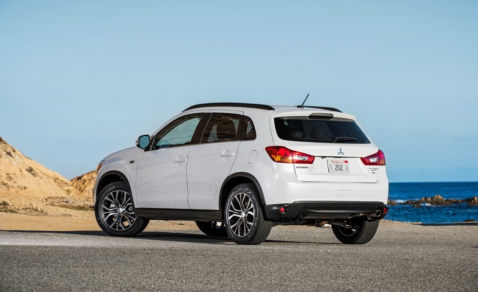 2016 Outlander Sport SEL