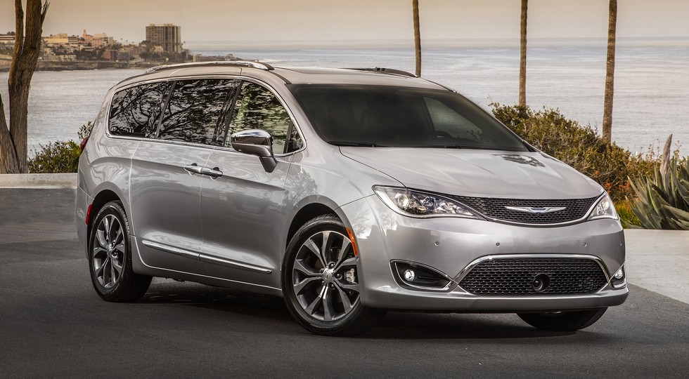 На фото: Chrysler Pacifica