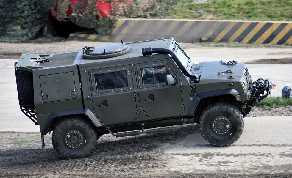 Иностранный легион: зарубежные автомобили на службе в российской армии