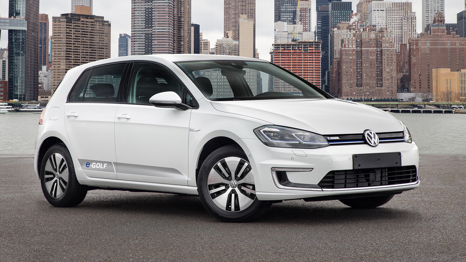 На фото: VW e-Golf