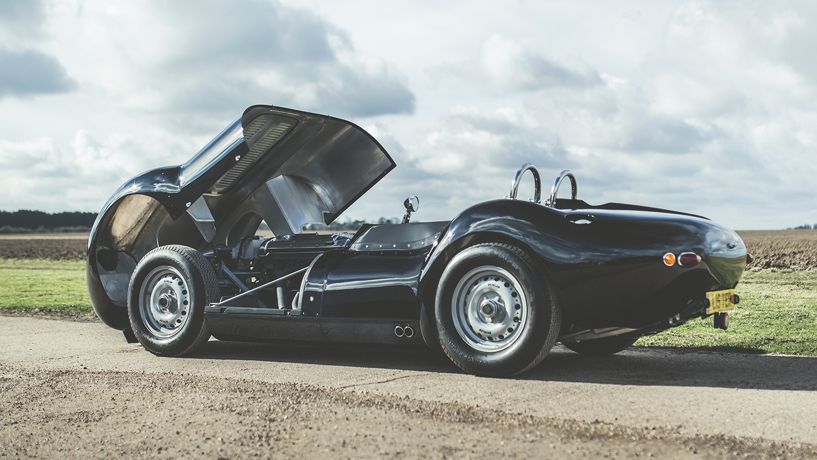 Lister_Jaguar_2
