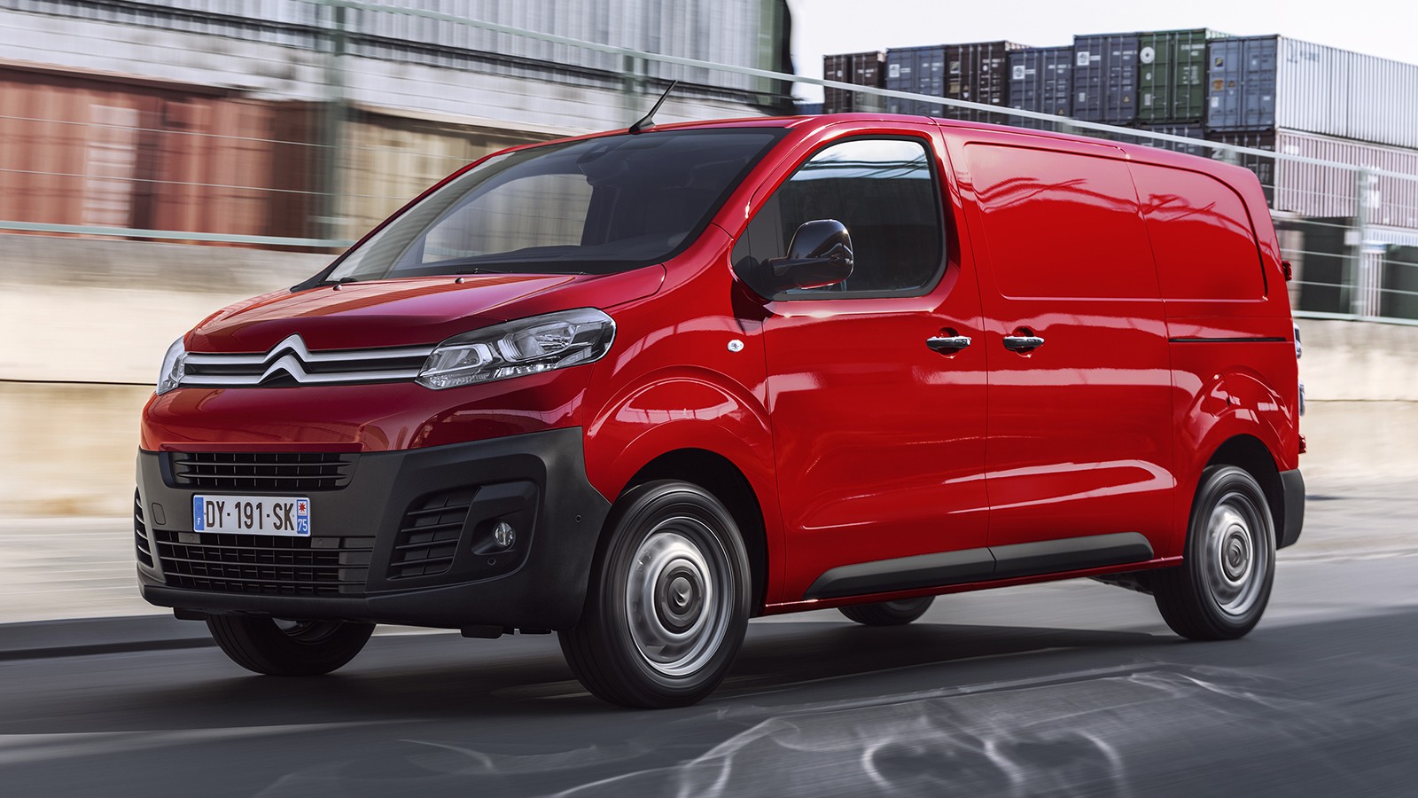 На фото: Citroen Jumpy