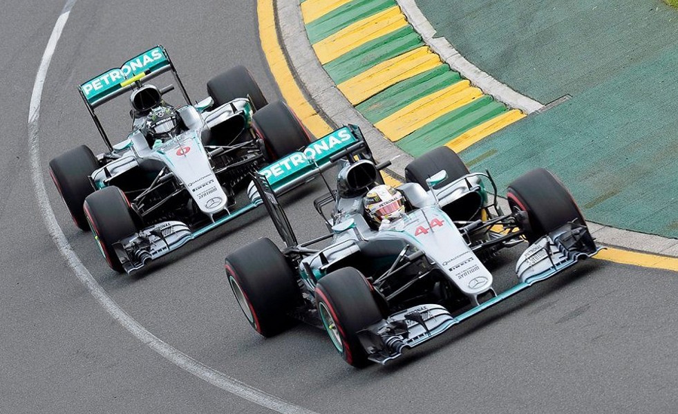 Формула-1. Гран-при Австралии. Первую гонку сезона выиграл Нико Росберг