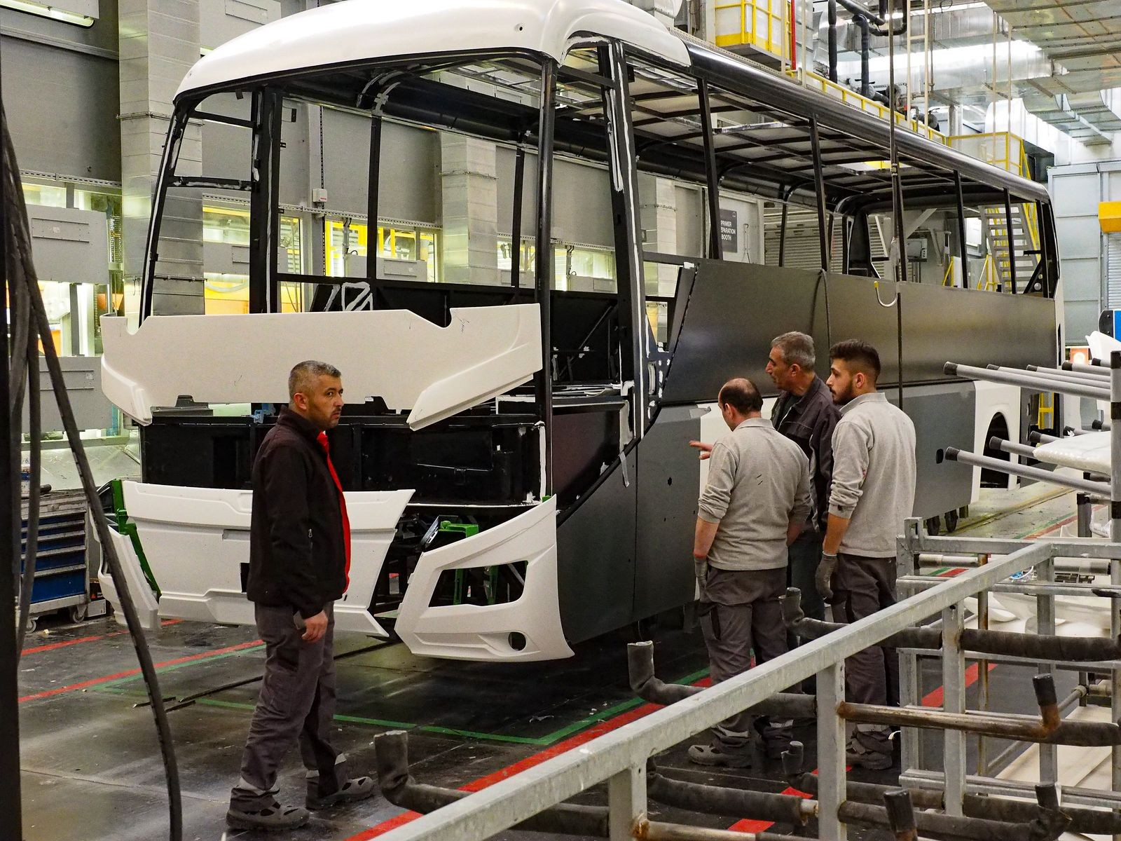Как делают автобусы: экскурсия по заводу MAN в Анкаре