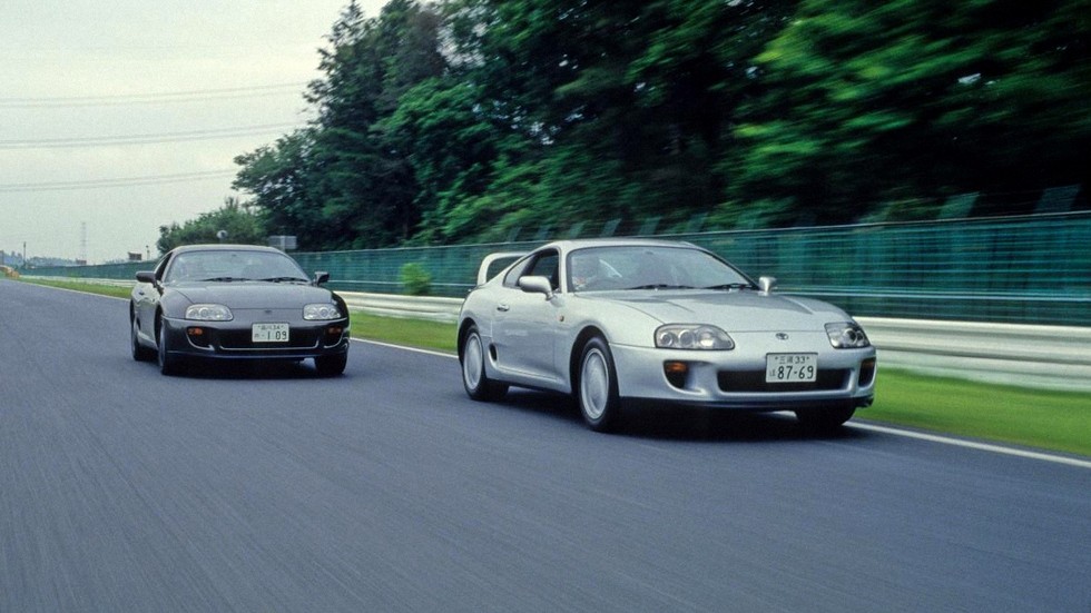 На фото: Toyota Supra (A80) '1993–2002