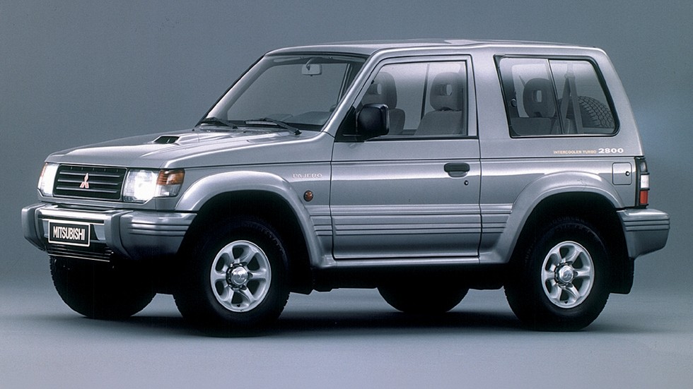 На фото: Mitsubishi Pajero Metal Top '1991–97