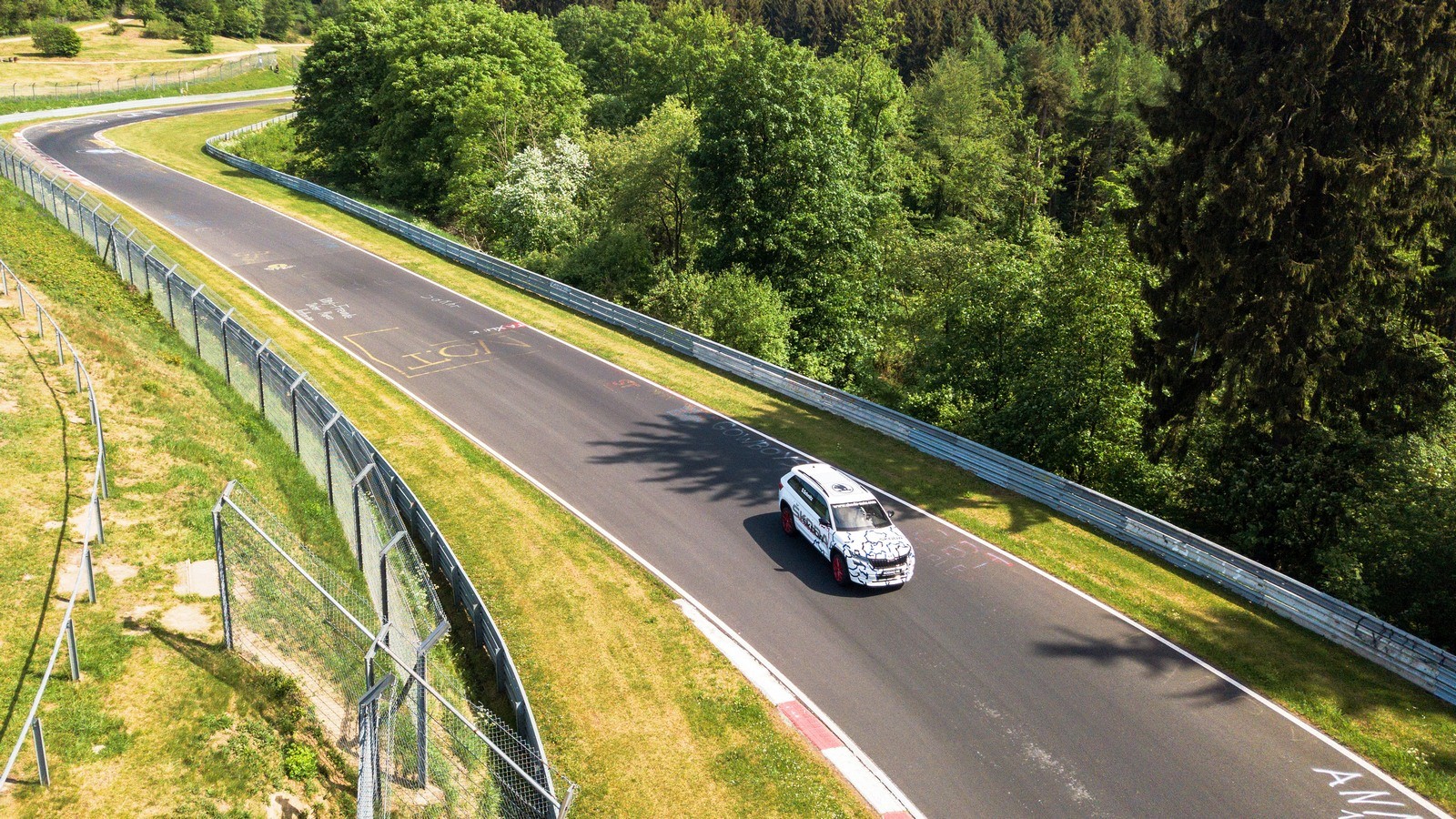 Kodiaq-RS_Nurburgring_7