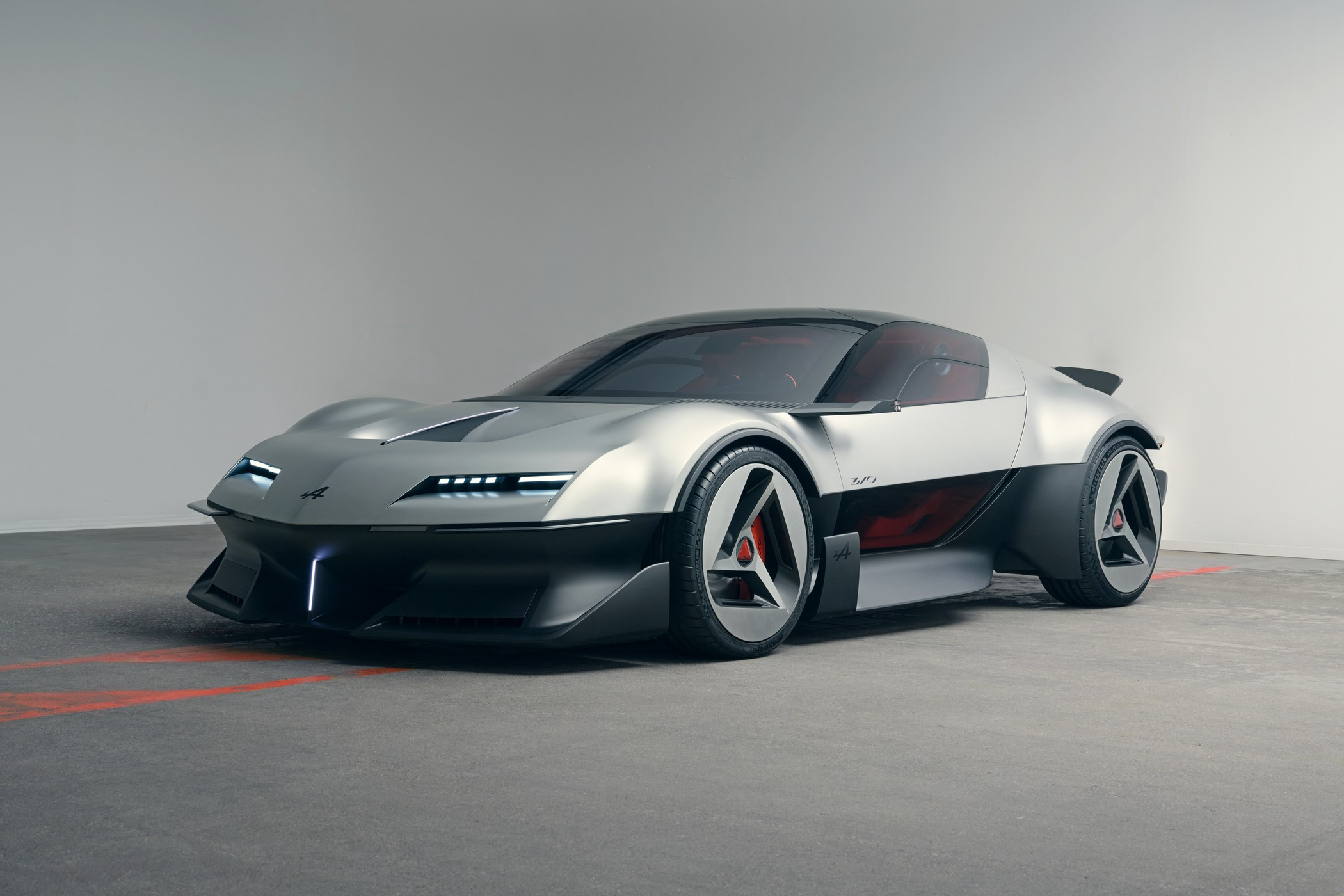 Заднемоторное купе Alpine A310 возродилось в виде электромобиля с эстетикой 1970-х