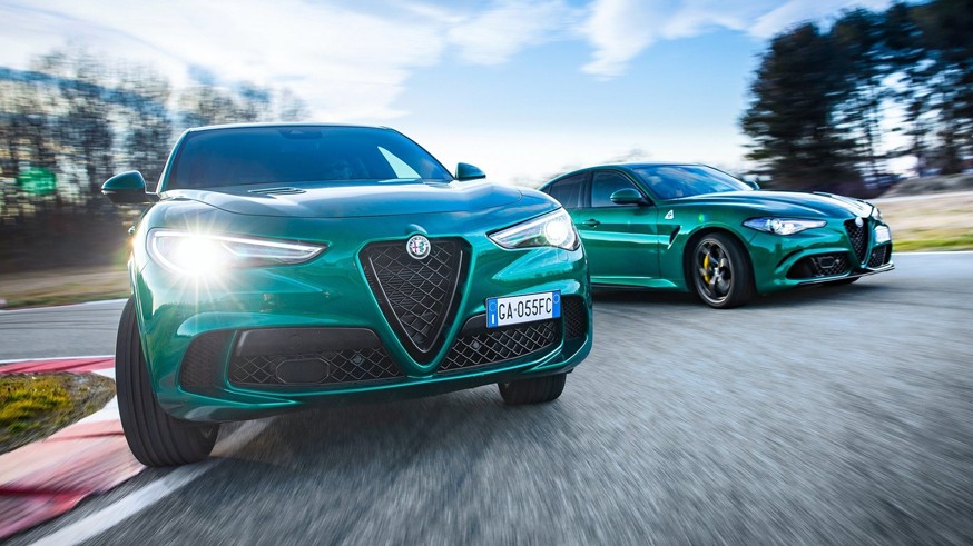 На фото: Alfa Romeo Giulia и Stelvio Quadrifoglio