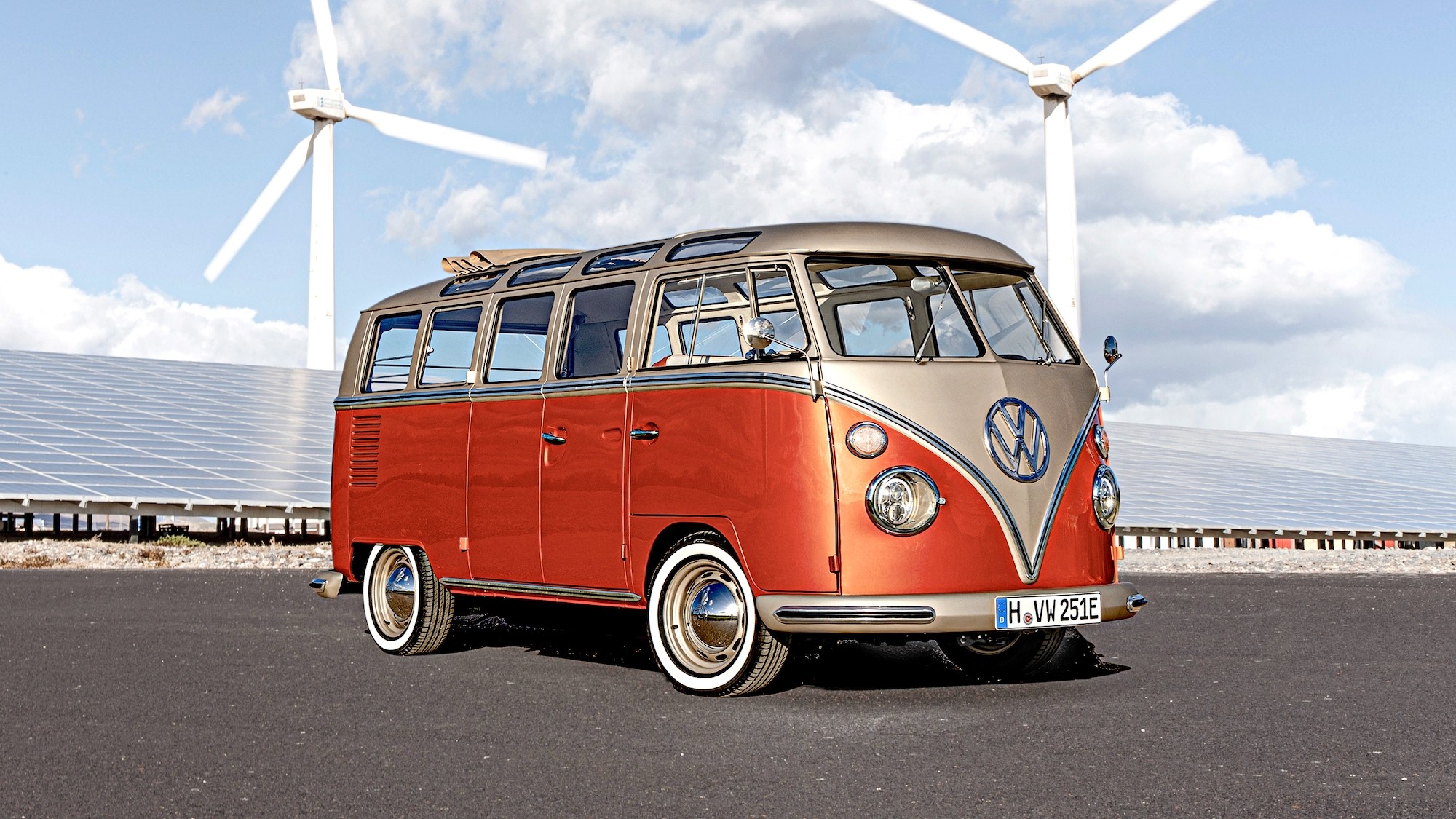 VW возродил выпуск классического микроавтобуса Т1 и назвал его e-Bulli