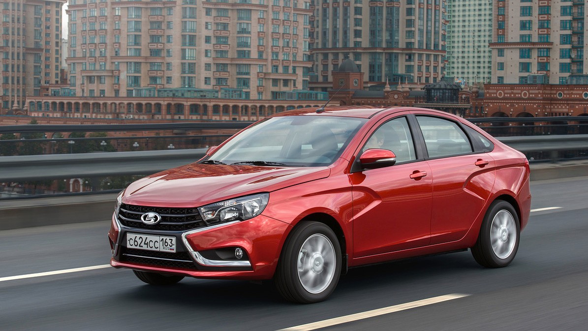 На фото: Lada Vesta