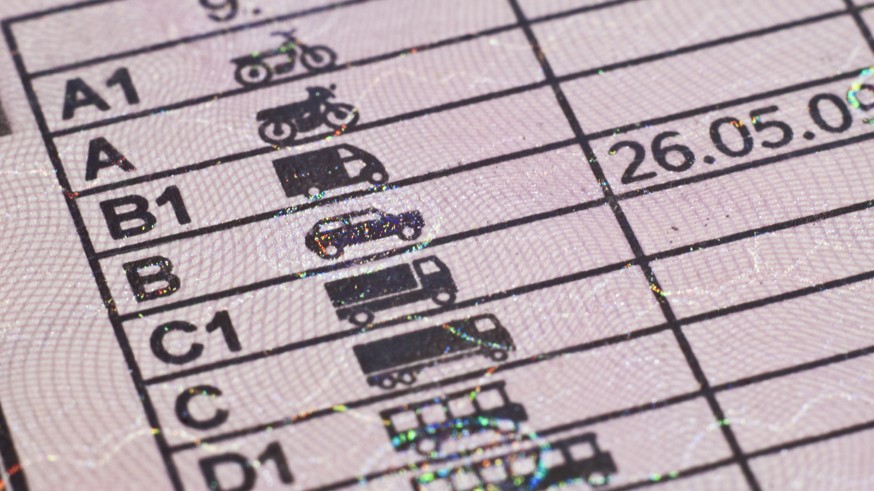 Получать права по-новому: в РФ могут изменить правила выдачи водительских удостоверений