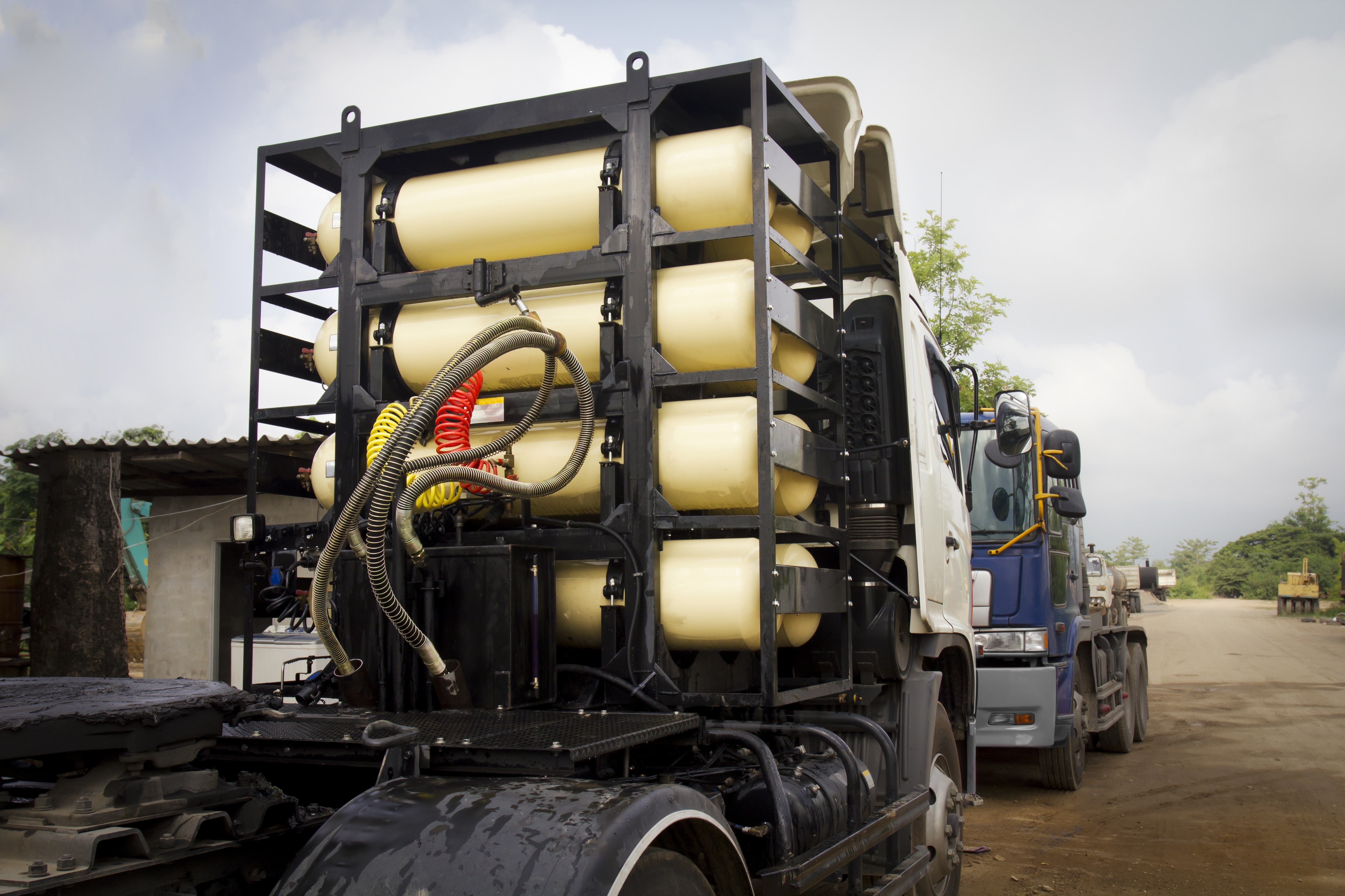 CNG / NGV gas tanks for heavy truck , alternative fuel