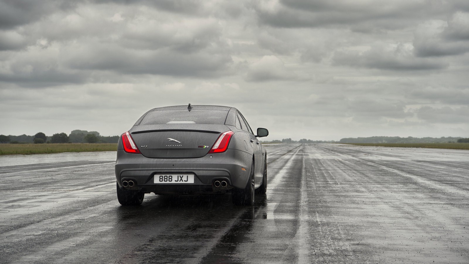 jaguarxjr575fastestinterview02