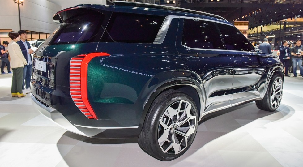 На фото: концепт Hyundai HDC-2 Grandmaster — предвестник кроссовера Palisade