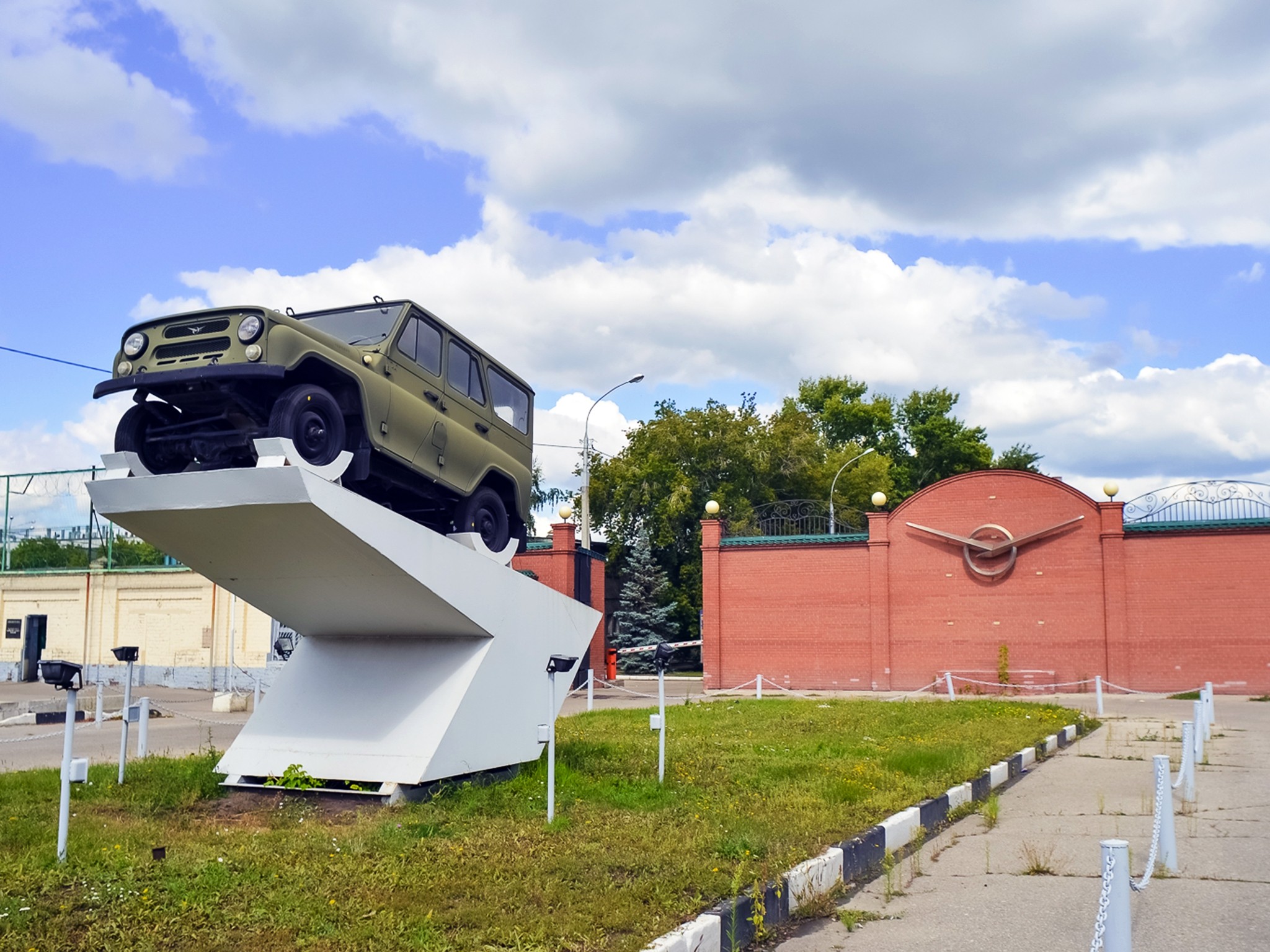 УАЗ отмечает день рождения