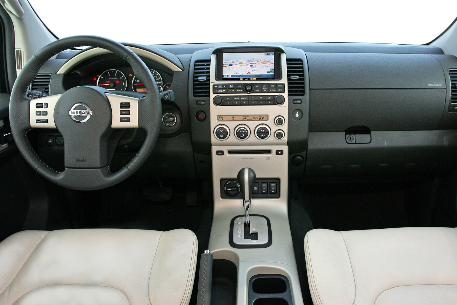 Торпедо Nissan Pathfinder (R51) '2004–10