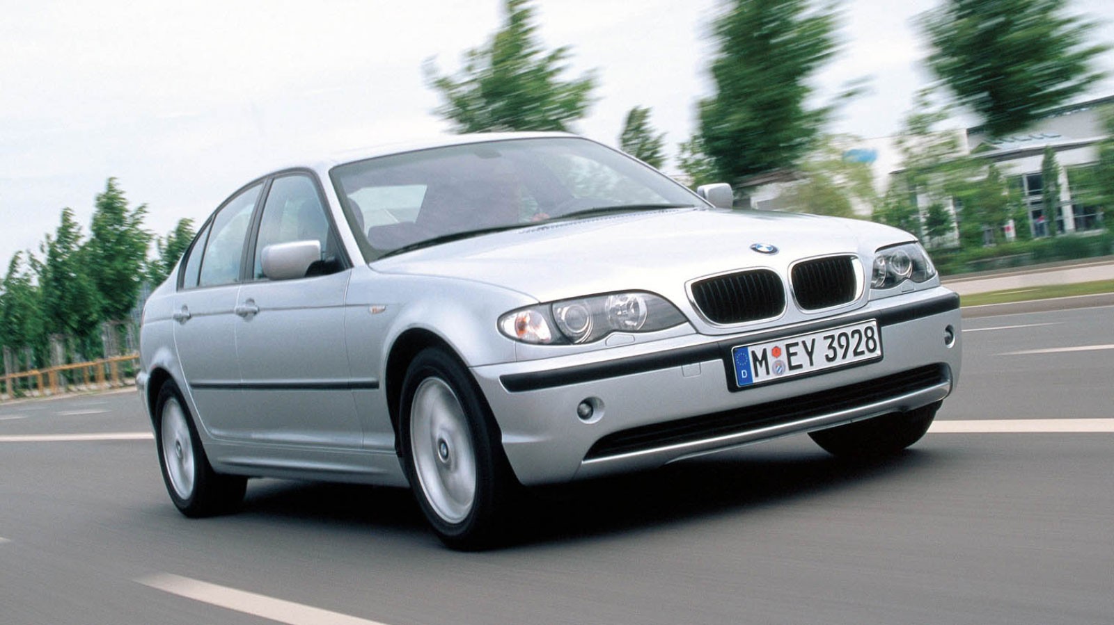 BMW 3 Series Sedan (E46) '1998–2007
