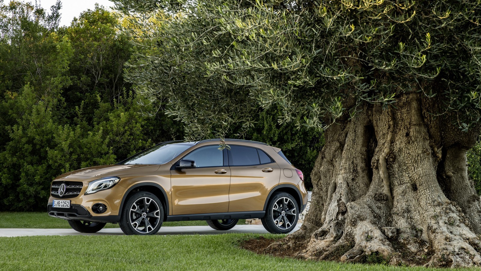 Mercedes-Benz GLA
