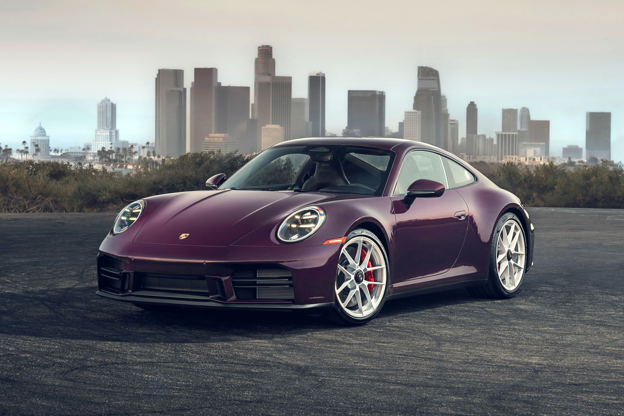 По заявкам трудящихся: Porsche 911 Carrera S снова доступен на «механике», но есть нюанс