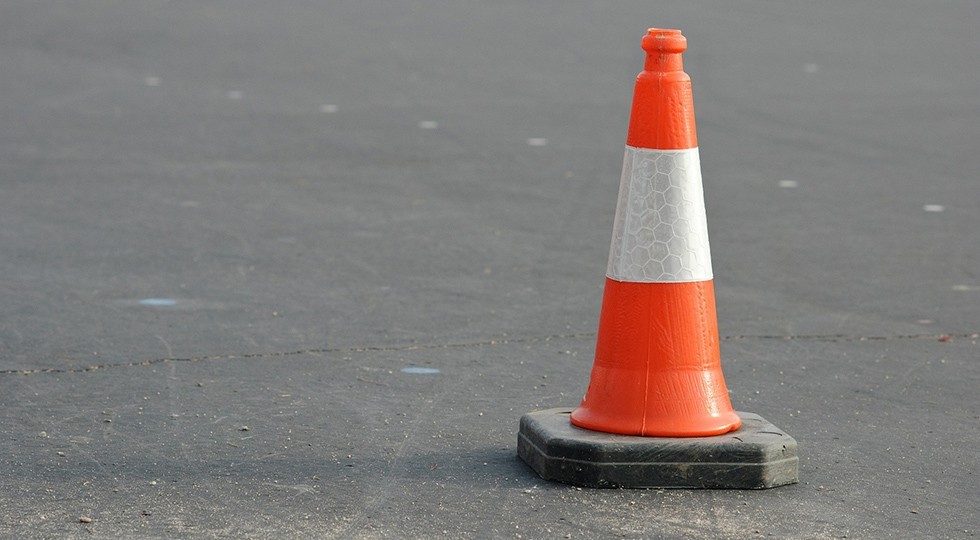 caution-389408_1920