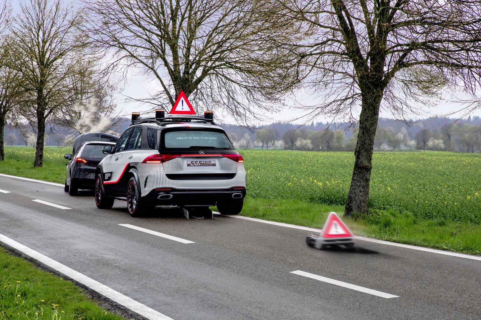 Das Experimental-Sicherheits-Fahrzeug (ESF) 2019 The Experimental Safety Vehicle (ESF) 2019