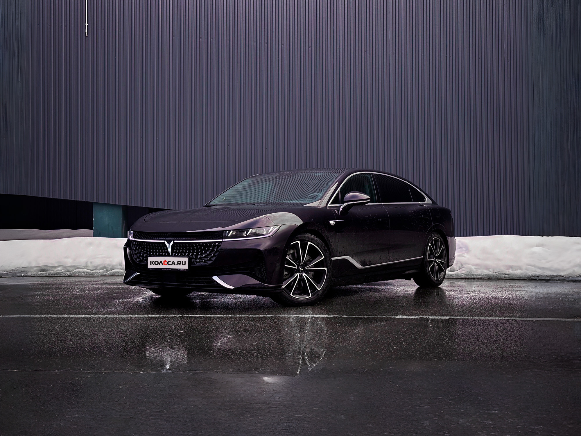 Страсть вернулась с бензобаком: тест-драйв Voyah Passion