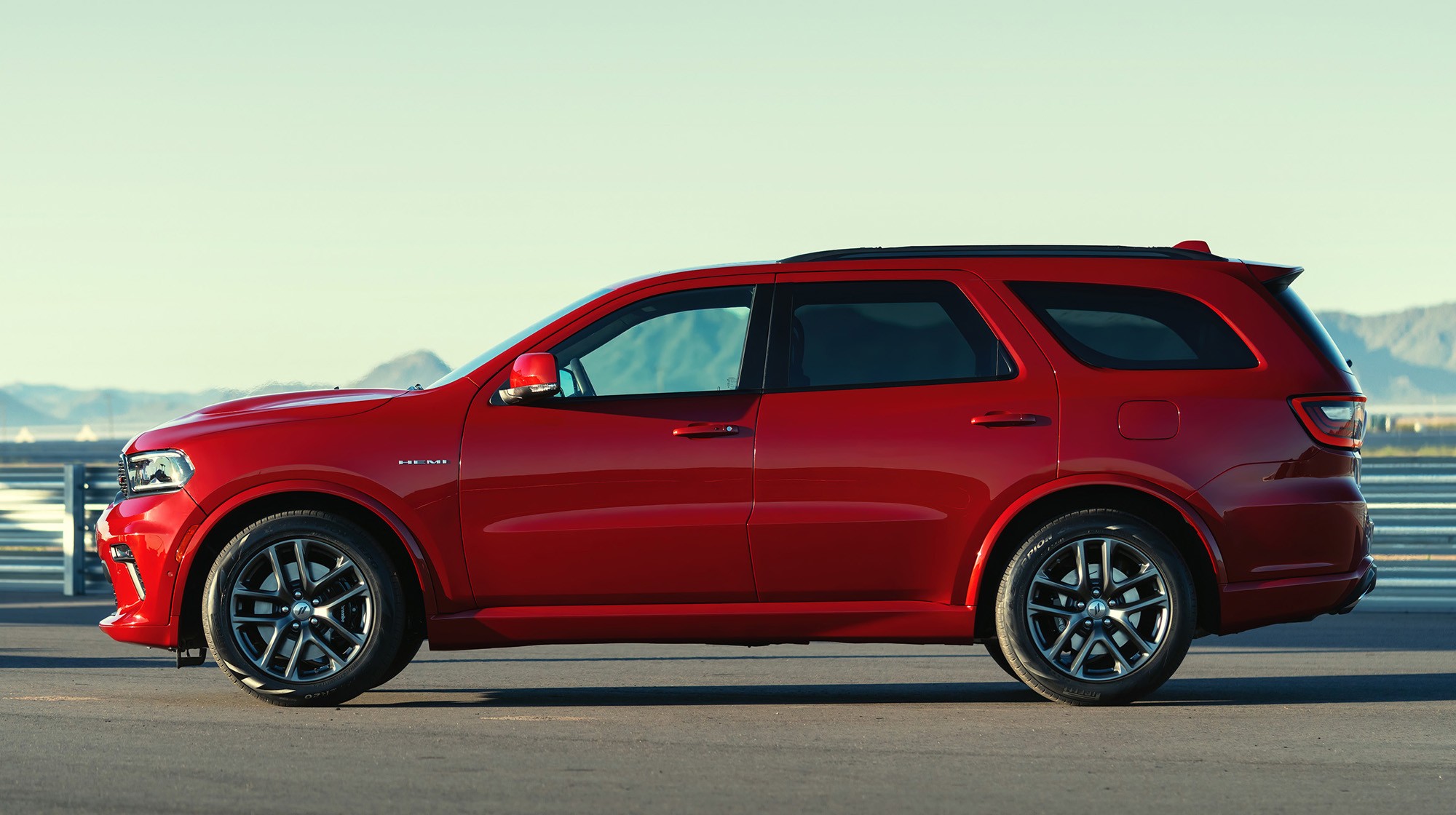 dodge-durango-r-t-84.jpg