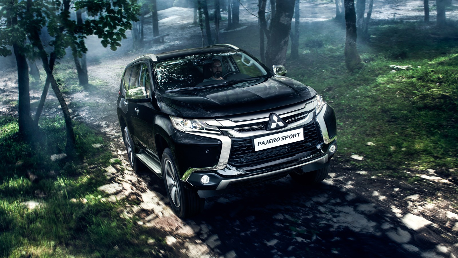 mitsubishi_pajero_002