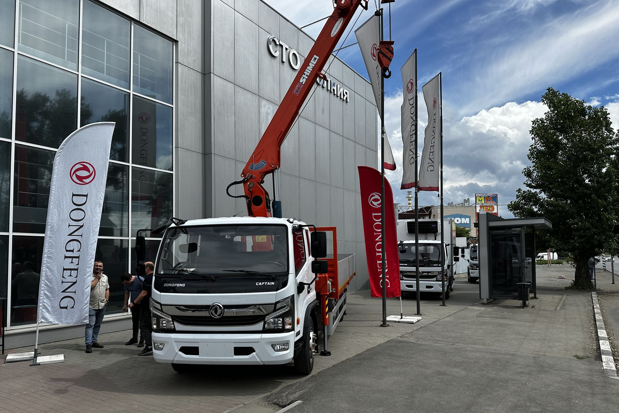 Автопробег среднетоннажных грузовиков DONGFENG на Урале! - КОЛЕСА.ру ...