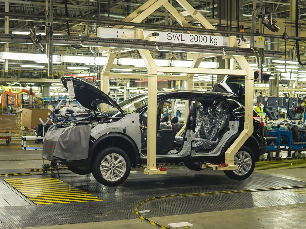 Автозаводы Санкт-Петербурга снова показали спад по объёму производства