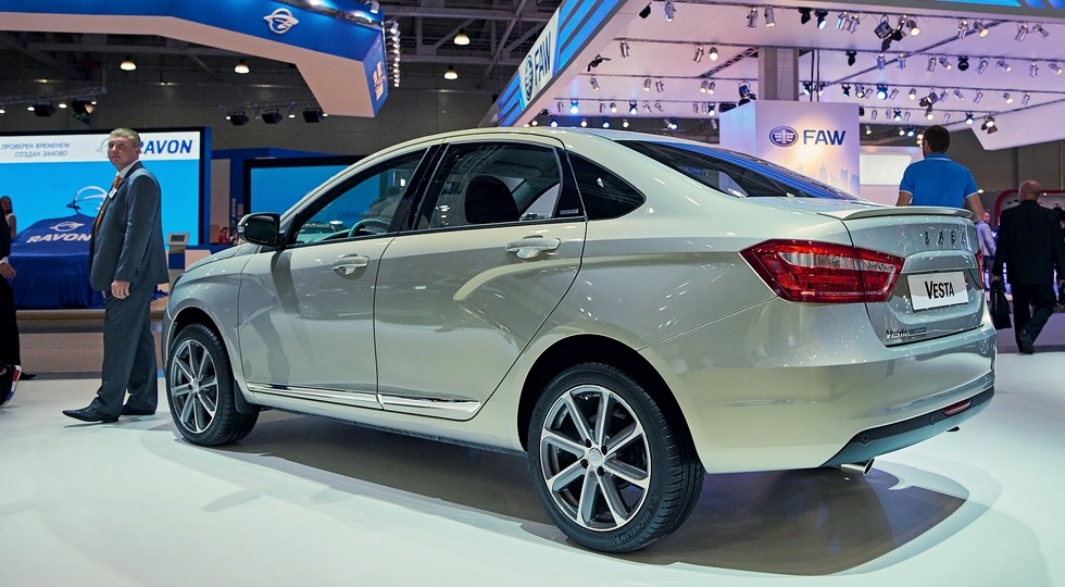 На фото: Lada Vesta Exclusive
