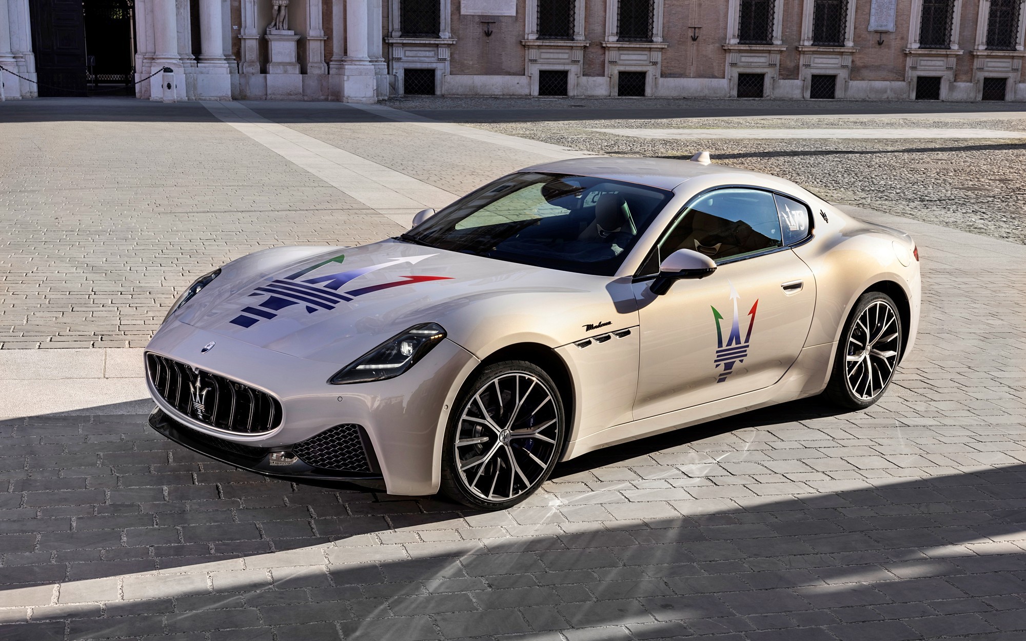 Maserati раскрыла внешность нового бензинового GranTurismo с мотором V6