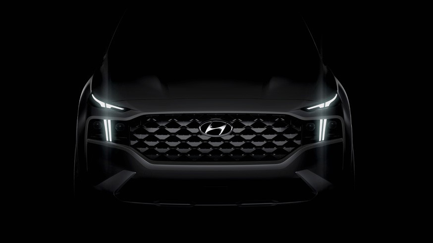 Hyundai тщательно обновил Santa Fe: другая внешность, а также новые платформа с «начинкой»