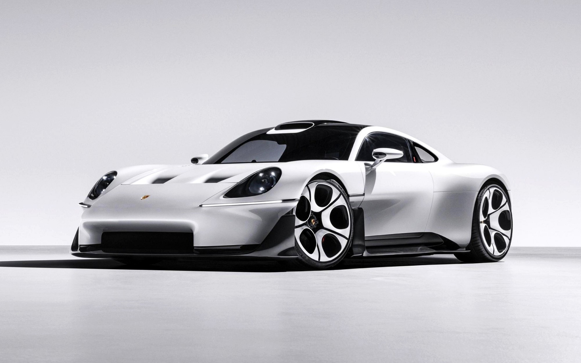 Porsche Mission S: предтеча нового флагманского суперкара в лучших традициях марки