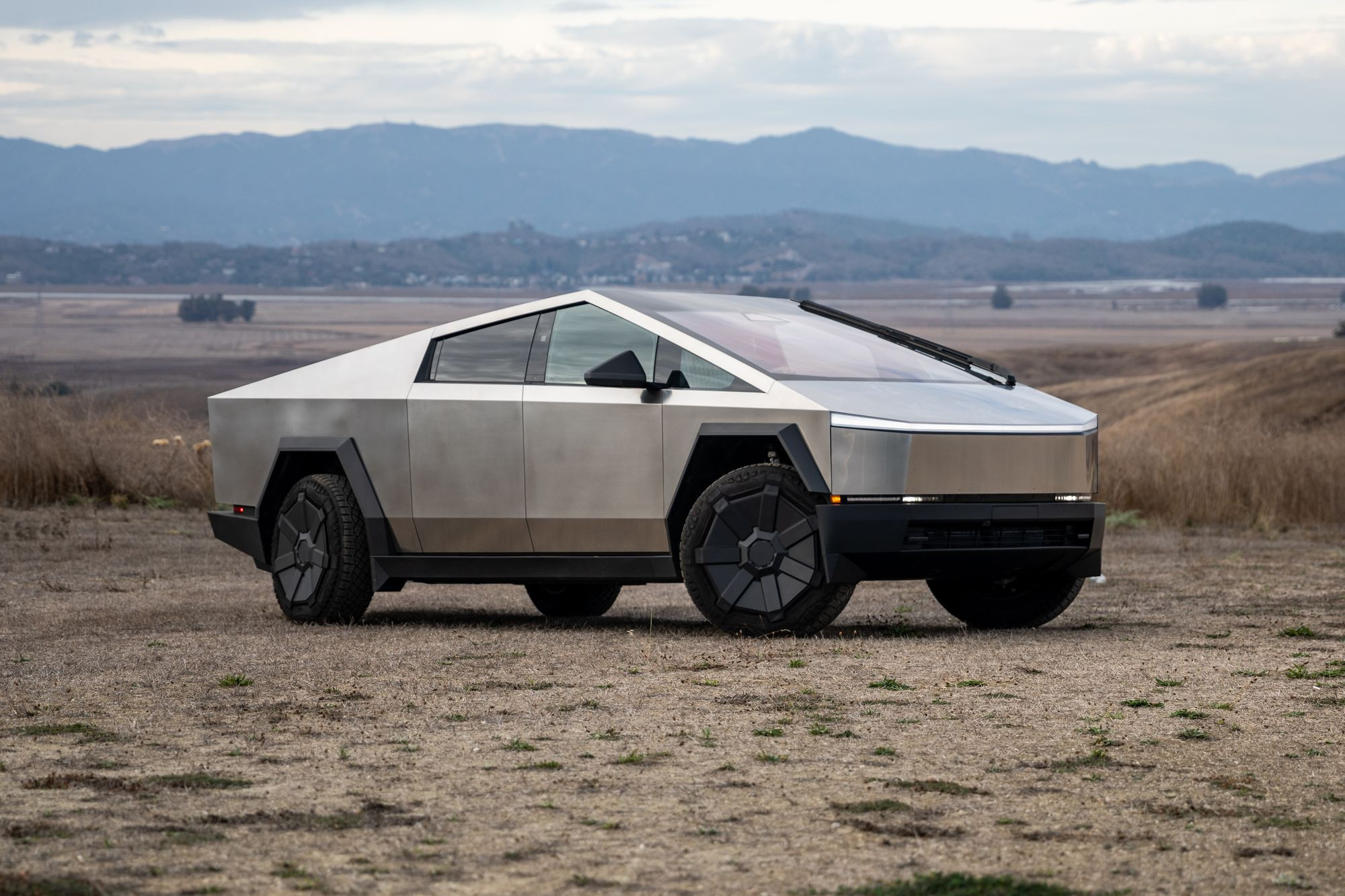 Tesla Targets Year-End Launch for Cybercab Despite Regulatory Hurdles