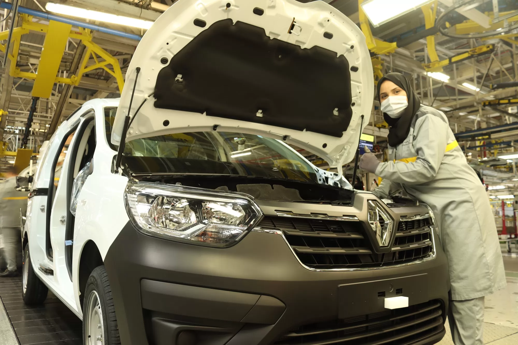 Dacia сошлёт Jogger в Африку, чтобы освободить место для нового Duster и Bigster - «Renault»