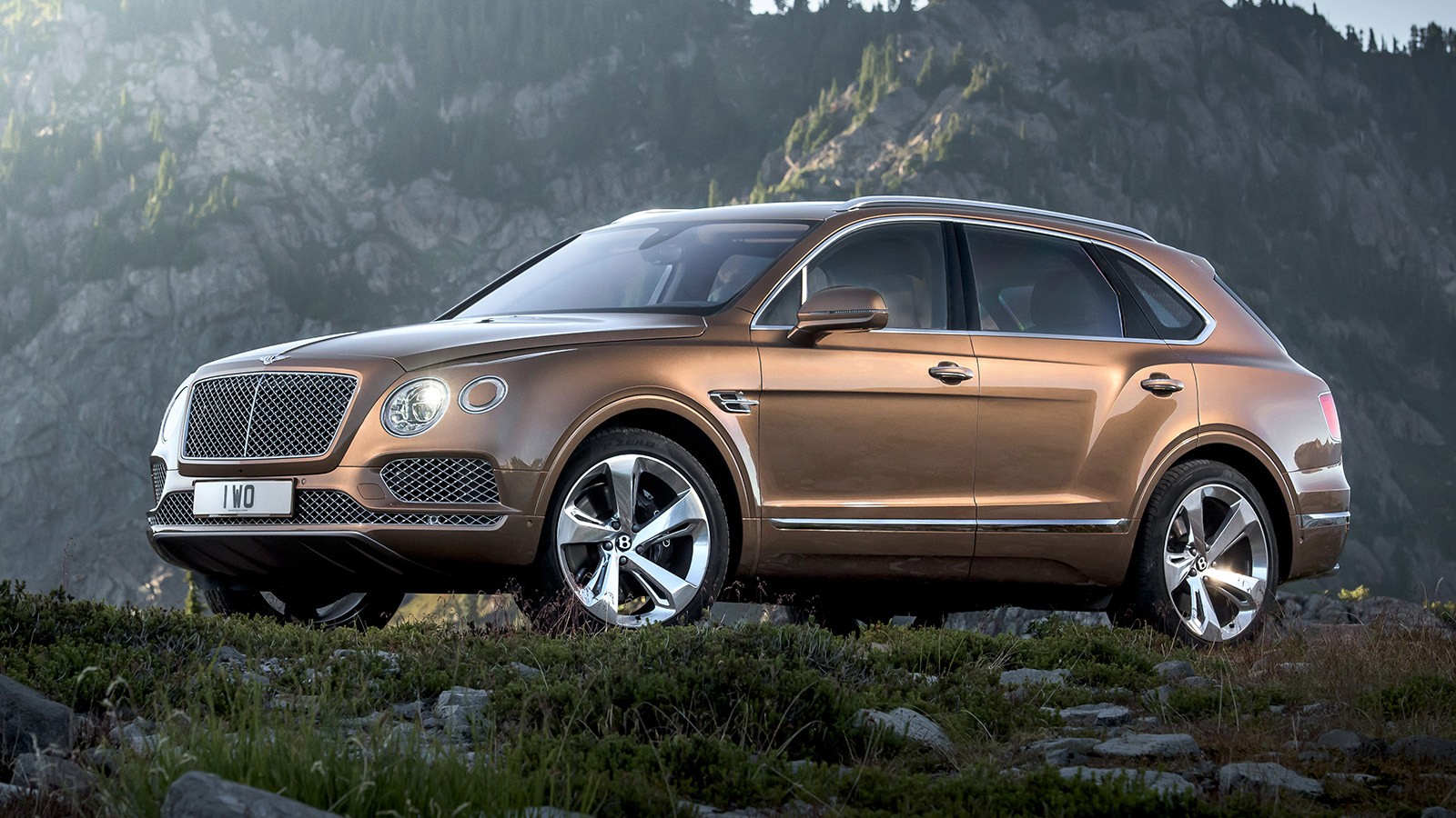 Автомобиль bentley bentayga