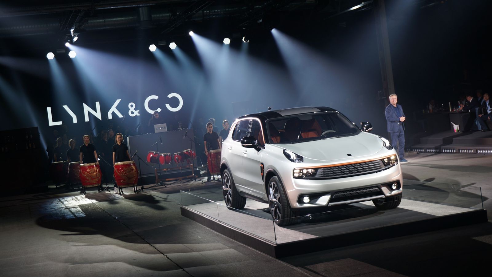 00-lynkco_zr-12_16