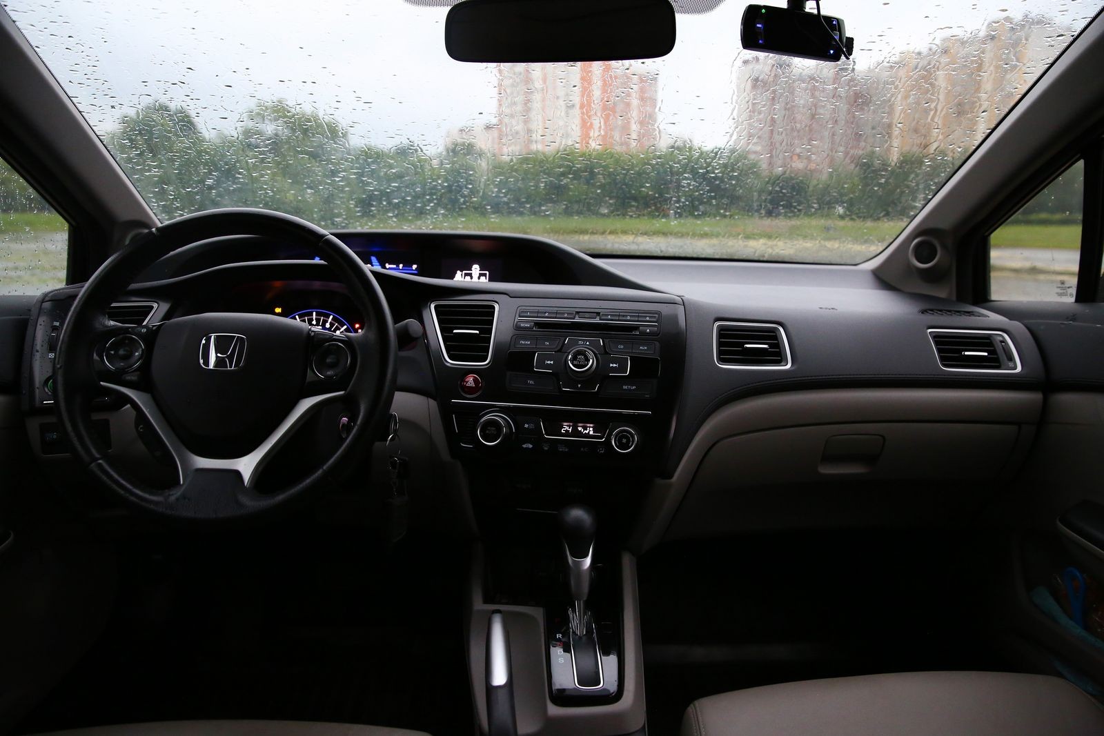 Honda Civic IX с пробегом: отсутствие антикора и пока еще беспроблемная электрика