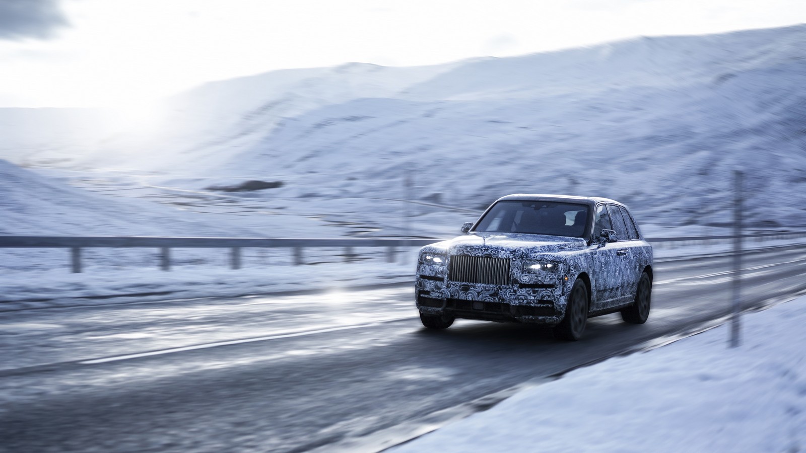 rolls_royce_cullinan_1