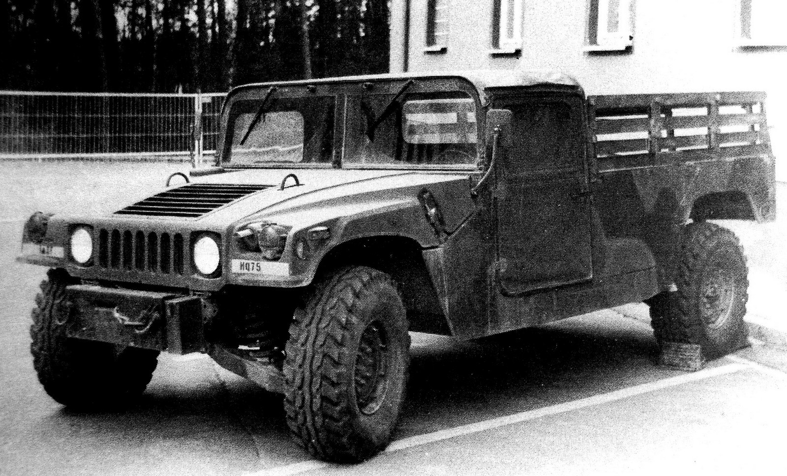 Американский военный hummer