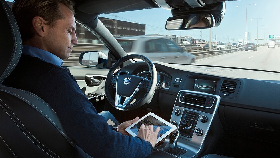 car-autopilot-10jpg
