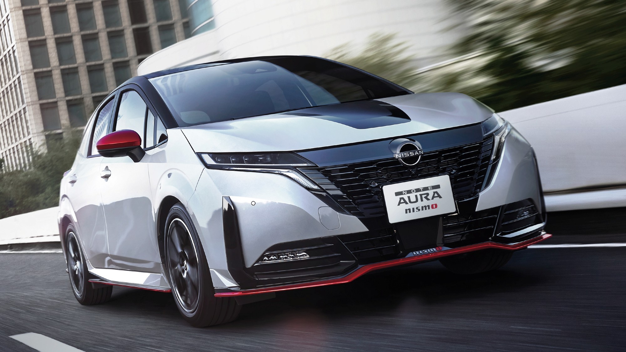 Nissan Note Aura Nismo: спорт и премиум в одном флаконе, но без прибавки мощности