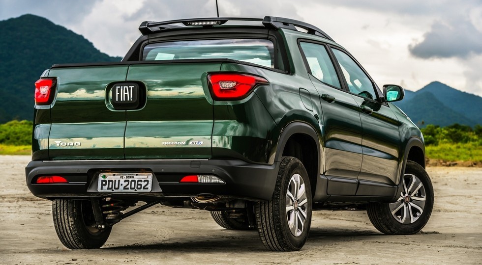 На фото: пикап Fiat Toro