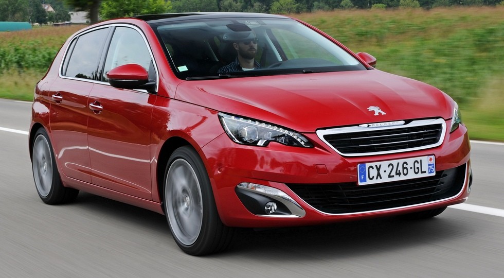На фото: Peugeot 308